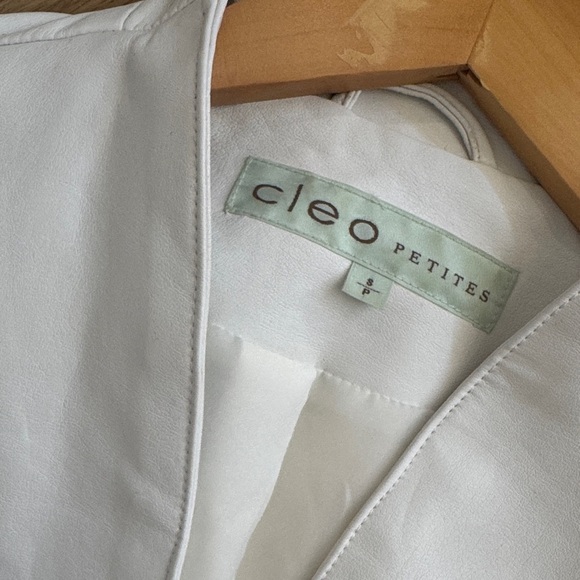 Cleo Chic White Faux Leather Jacket - Picture 4 of 7